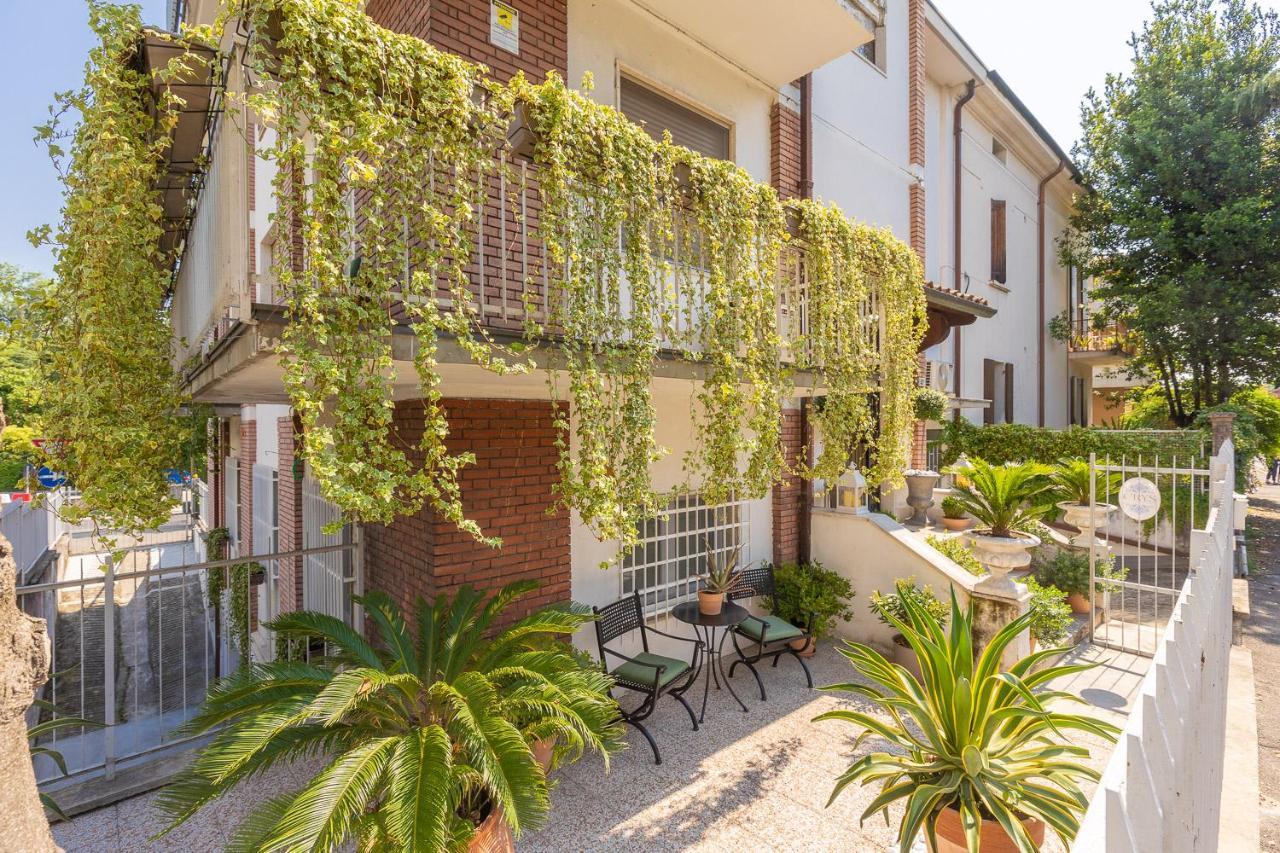 Crys: Apartments, Holiday, Business, Verde Verona Buitenkant foto